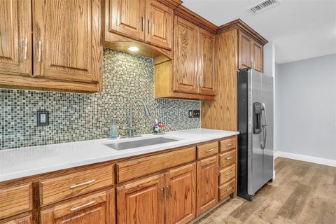 Photo of 111 Skylark Street, Mesquite, TX 75149 (MLS # 21208030)