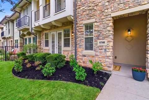 Photo of 6748 San Roque #31, Irving, TX 75039 (MLS # 21240703)