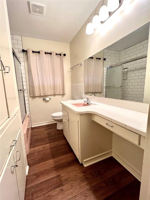 Elmwood West Add Sec H - Residential Lease