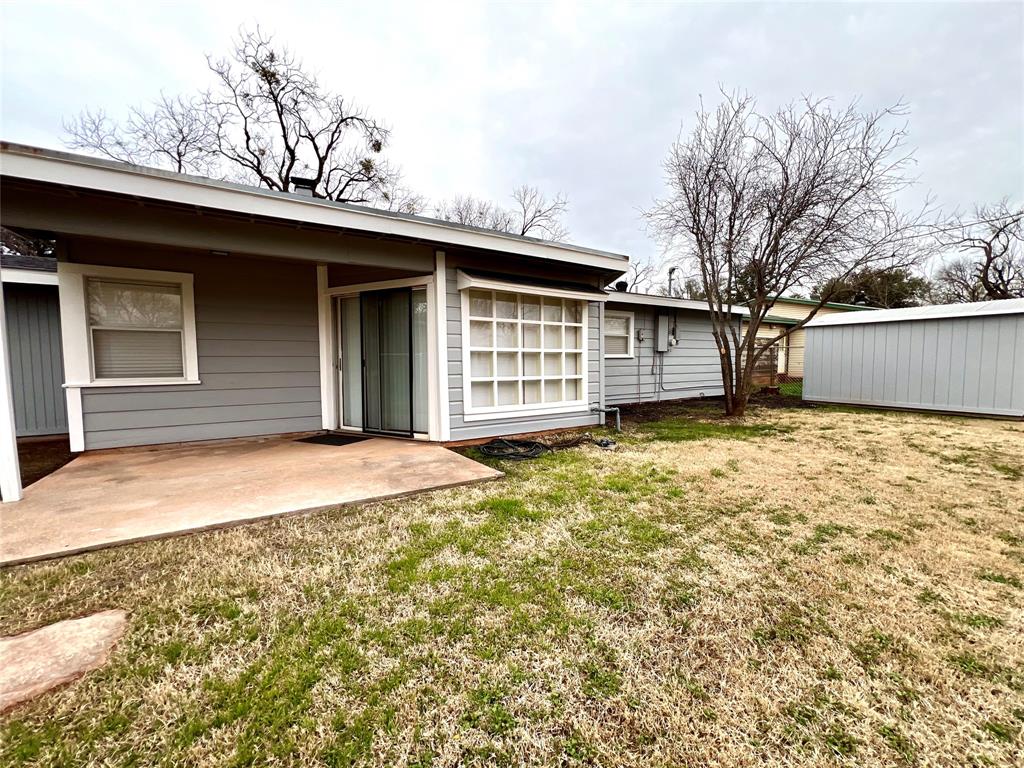 Elmwood West Add Sec H - Residential Lease