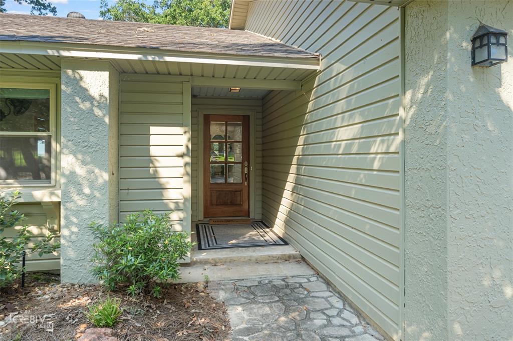 884 Featherston Road