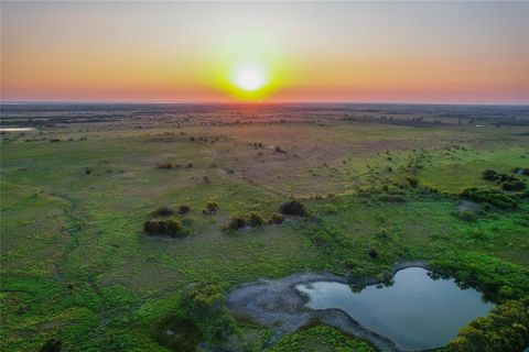 Unk CR 3210 Clifton TX 76634