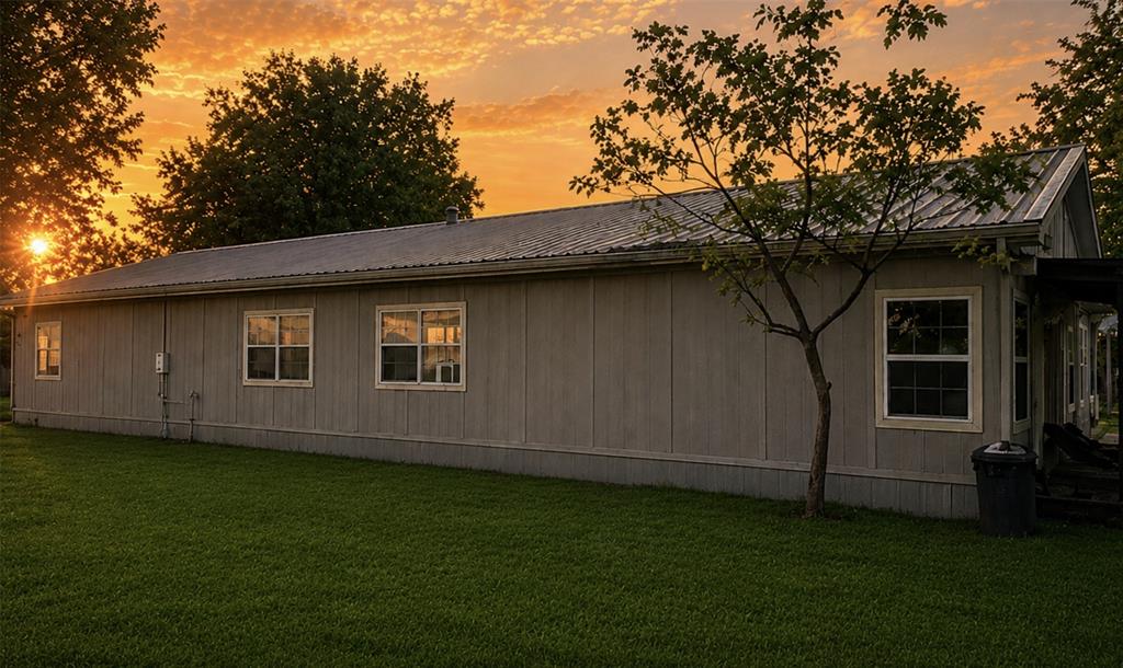 Photo 1 of 13 — 129&131 N Dunbar Lane, Emory, TX 75440