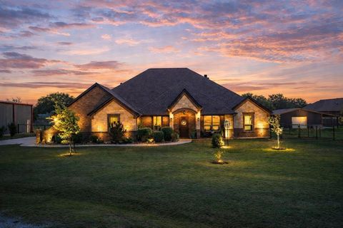 112 Knob Court Springtown TX 76082