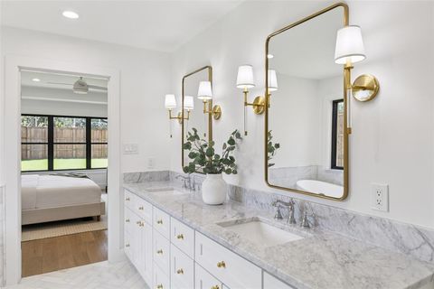 Tiny photo for 4042 Mendenhall Drive, Dallas, TX 75244 (MLS # 21086489)