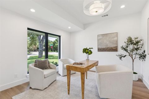 Tiny photo for 4042 Mendenhall Drive, Dallas, TX 75244 (MLS # 21086489)