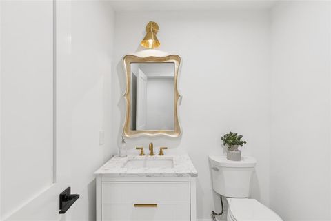 Tiny photo for 4042 Mendenhall Drive, Dallas, TX 75244 (MLS # 21086489)