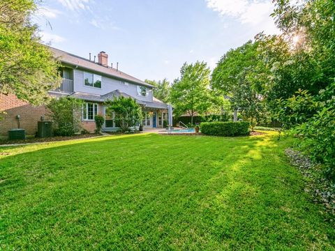 Tiny photo for 701 Lakehurst Court, Southlake, TX 76092 (MLS # 21233031)