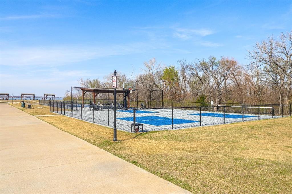 Resort On Eagle Mountain Lake - Residential