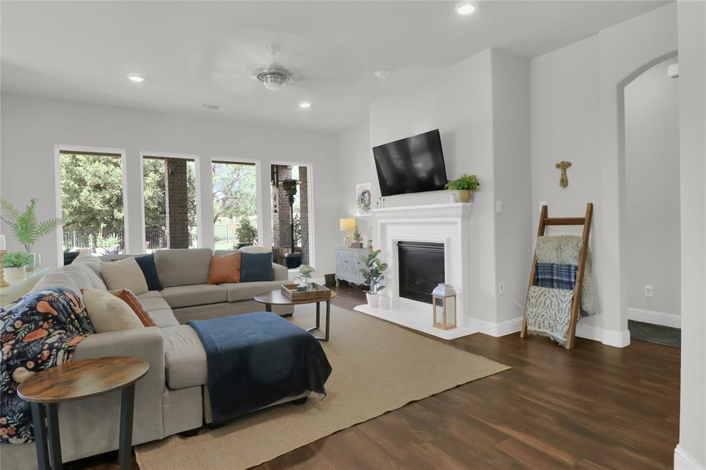 Resort On Eagle Mountain Lake - Residential