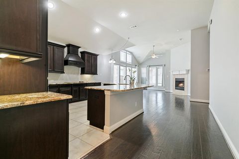 Tiny photo for 909 Auburn Court, Savannah, TX 76227 (MLS # 21199902)