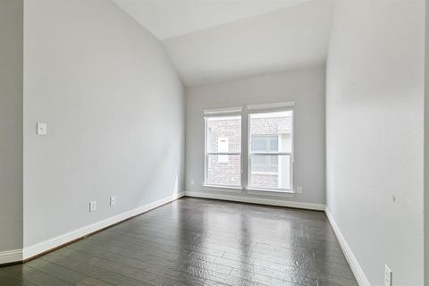 Tiny photo for 909 Auburn Court, Savannah, TX 76227 (MLS # 21199902)