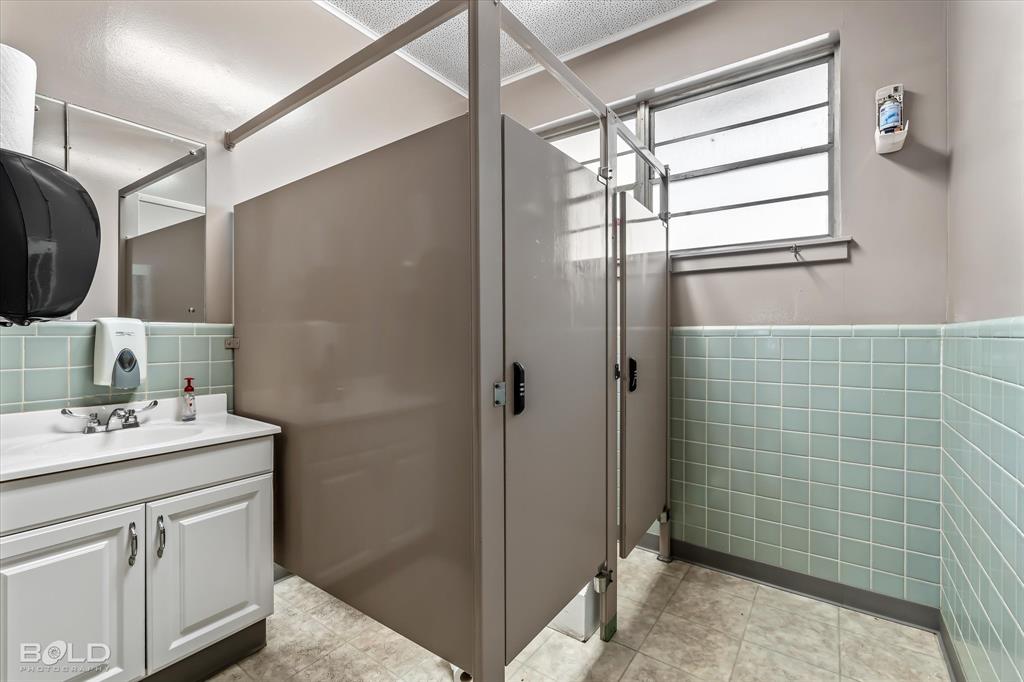 Mansfield, Louisiana 71052, United States, ,Commercial,Active,24690