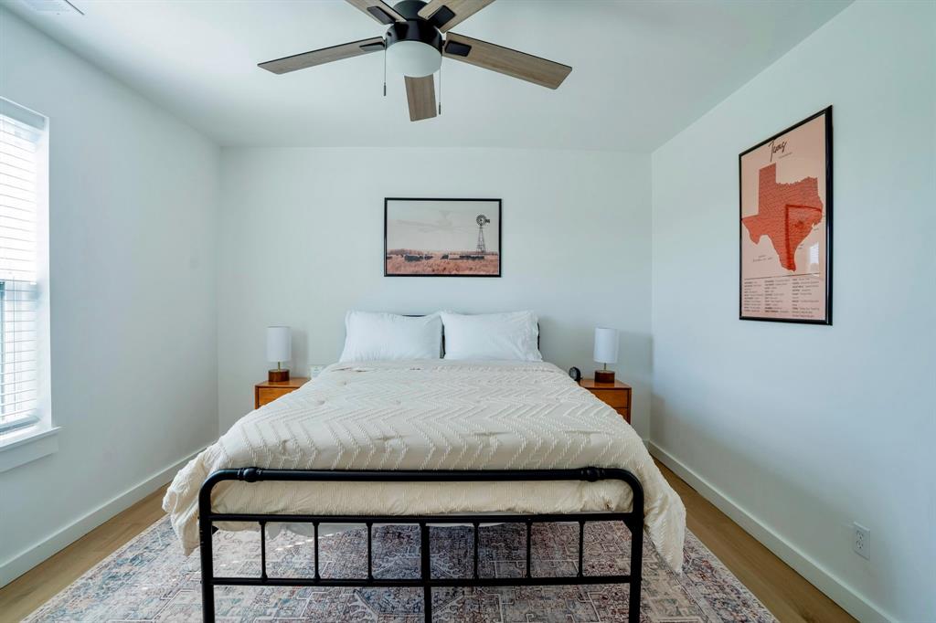 SHORT HUBBARD - Residential