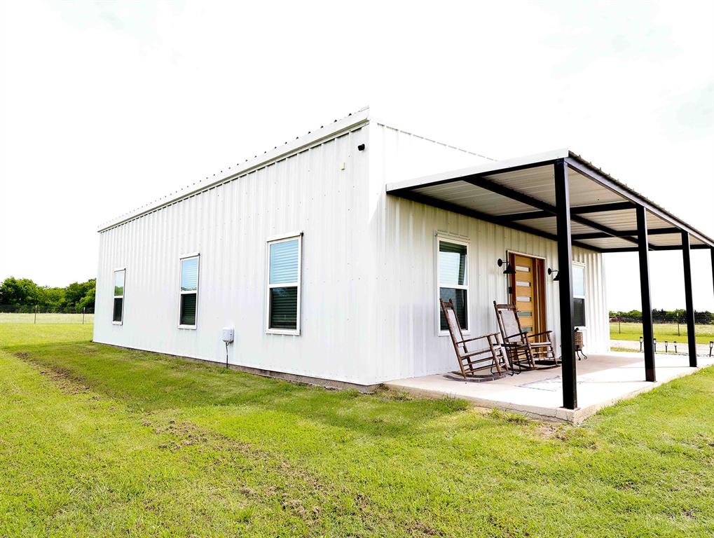 SHORT HUBBARD - Residential