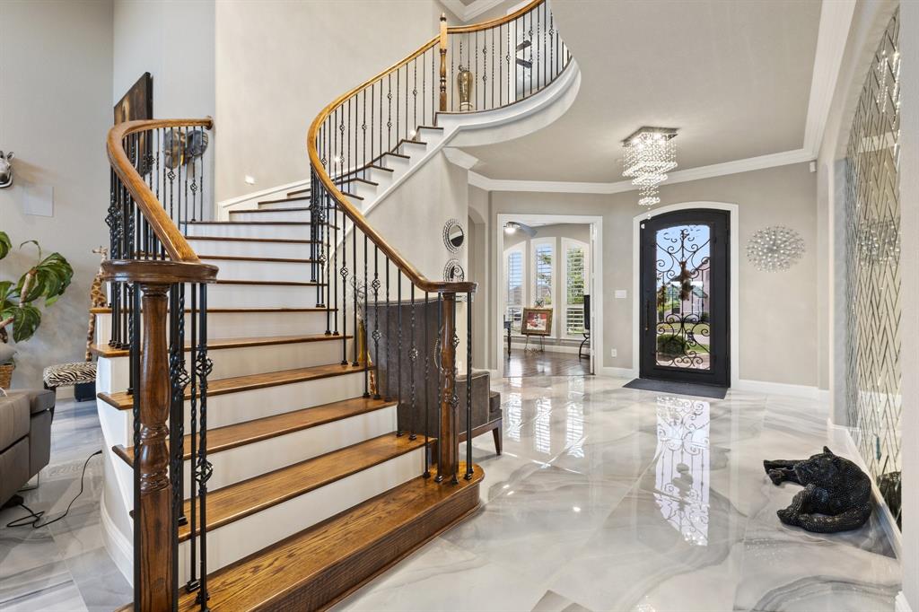 2604 Coyote Crossing