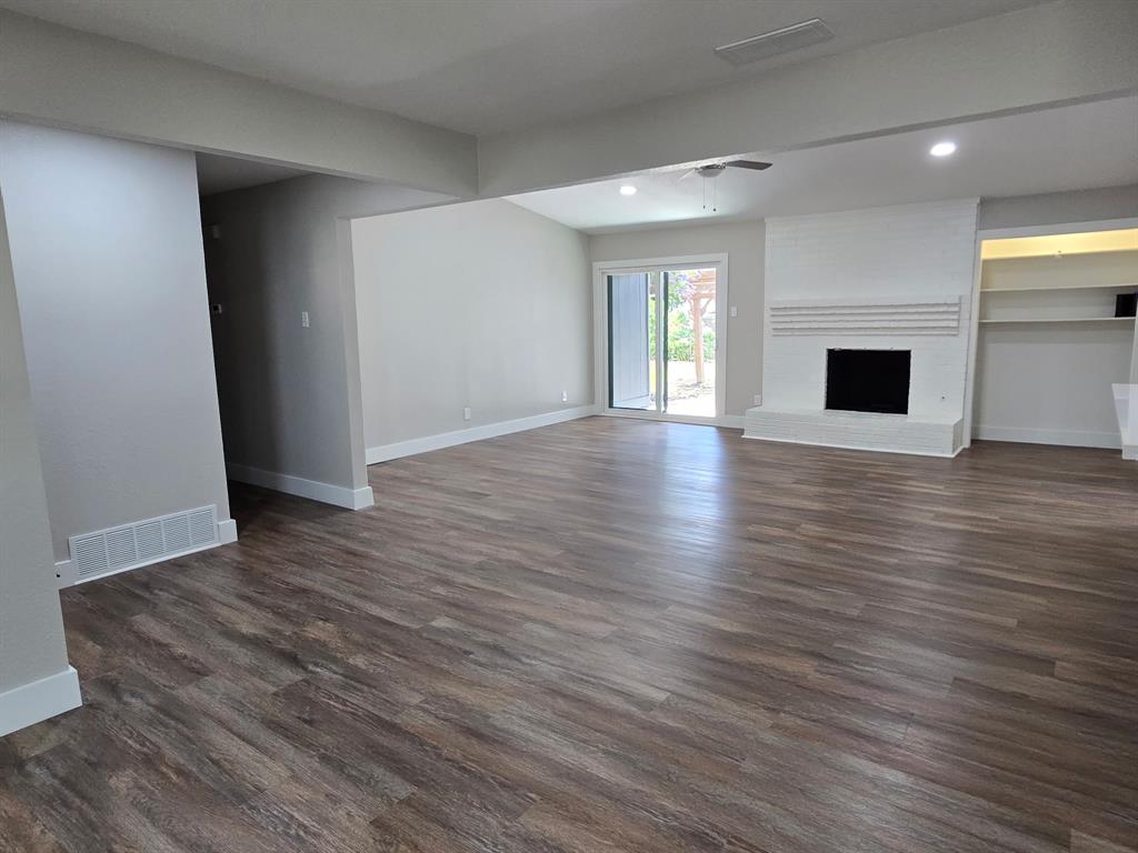526 Doral Place