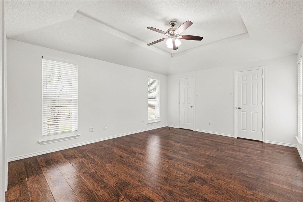 Meadows 04 - Residential