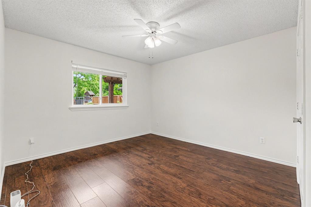 Meadows 04 - Residential