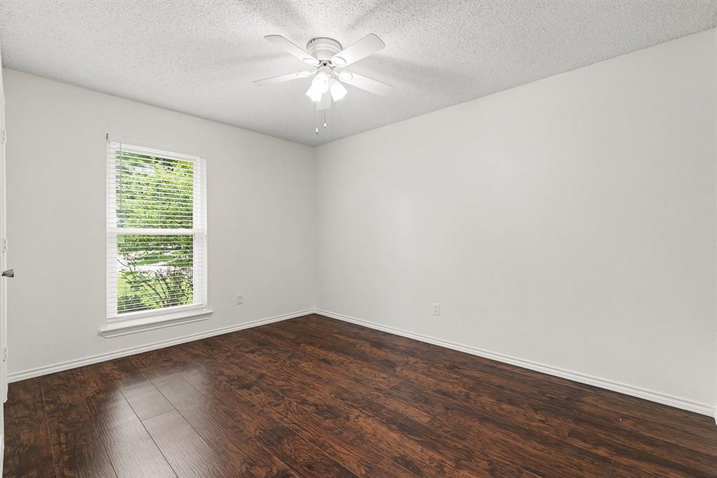 Meadows 04 - Residential