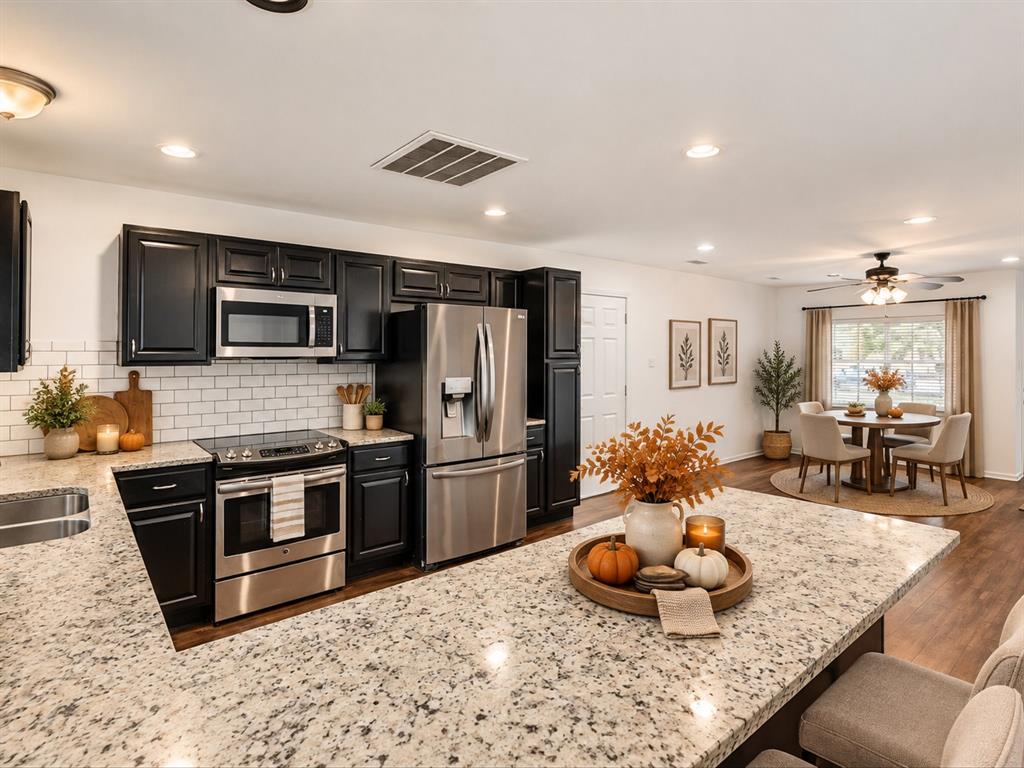 2222 Woodoak Drive