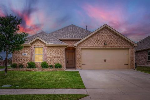Photo of 509 Stampede Lane, Princeton, TX 75407 (MLS # 21251379)