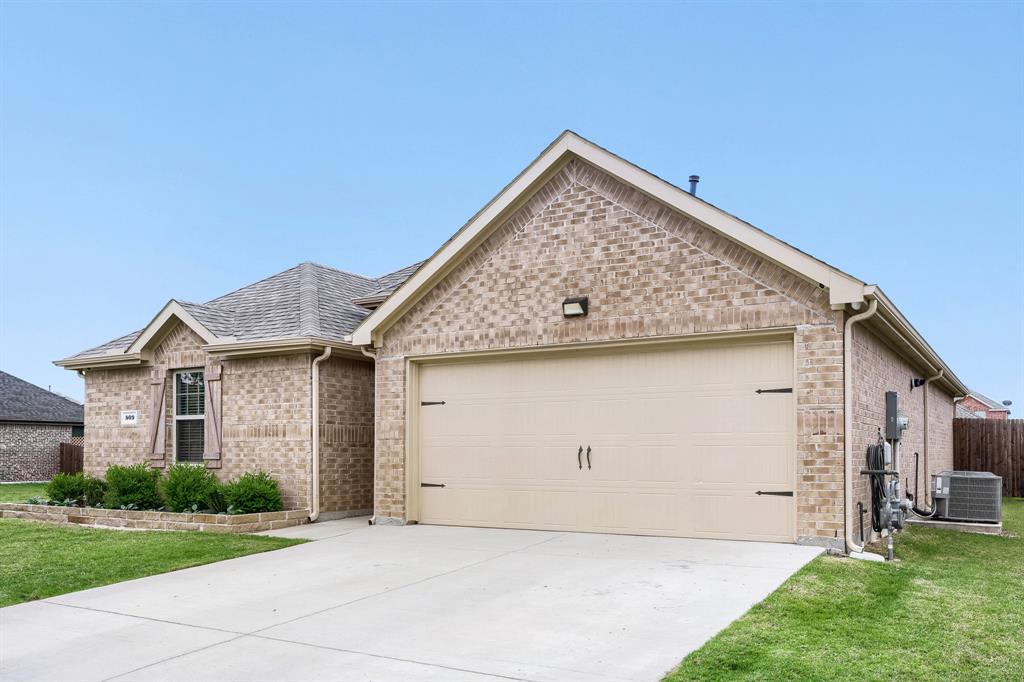 509 Stampede Lane