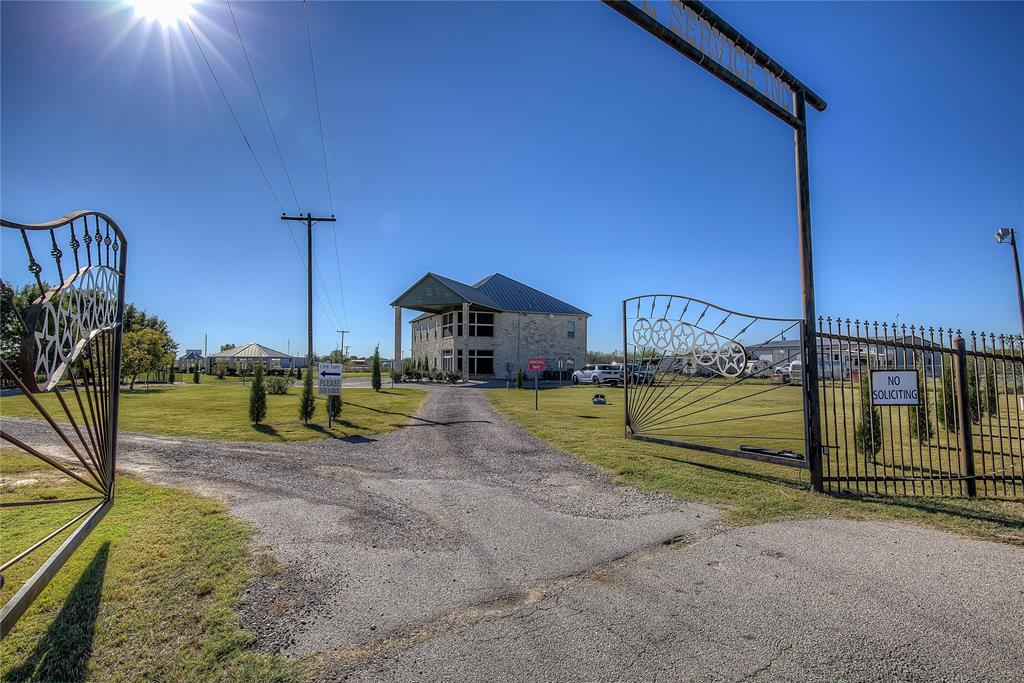 8475 County Road 156