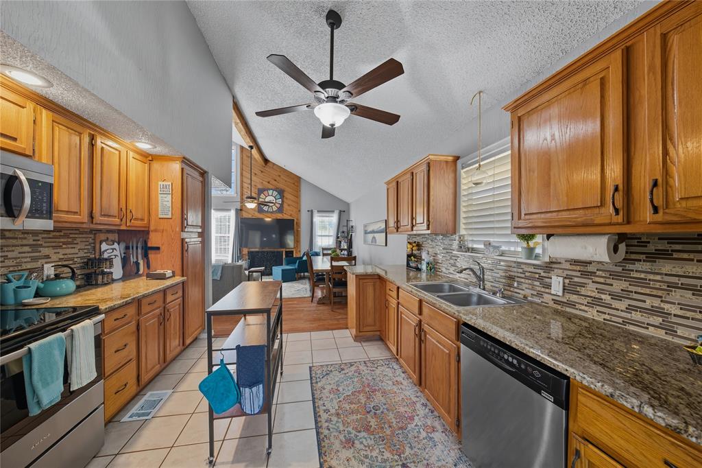 517 Shore Line Drive