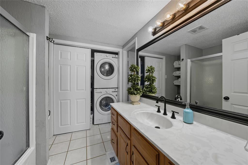 Cedarcrest Shores Estate - Residential