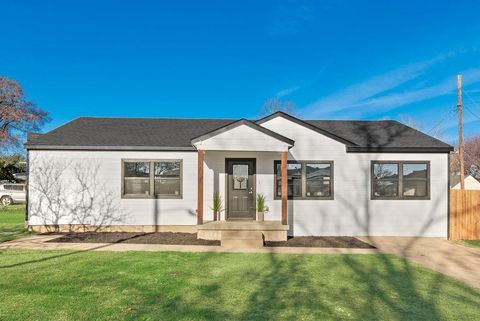 2505 Poinsettia Drive Dallas TX 75211