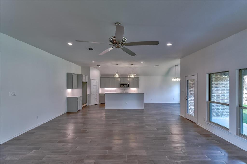 6817 Trail Rock