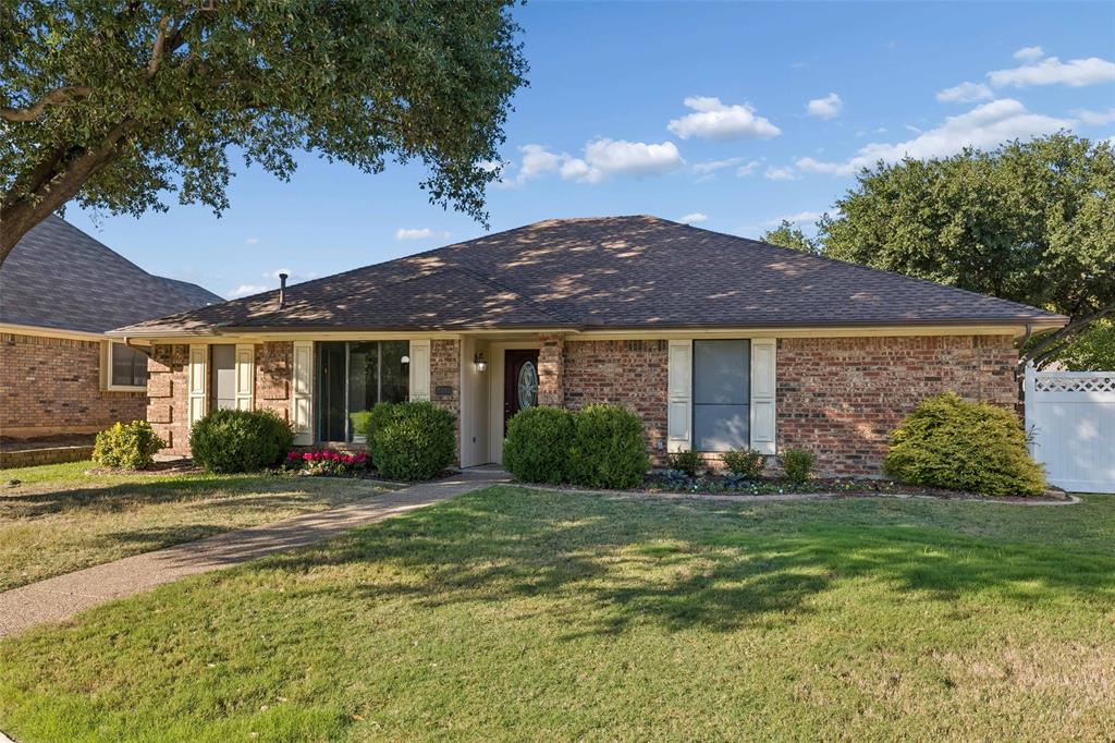 2051 Robin Hill Lane