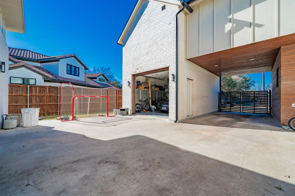 Preston Hollow - Residential