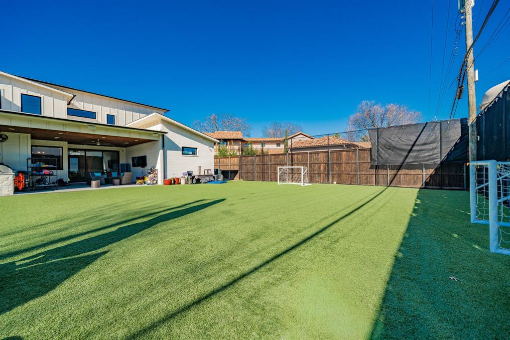 Preston Hollow - Residential