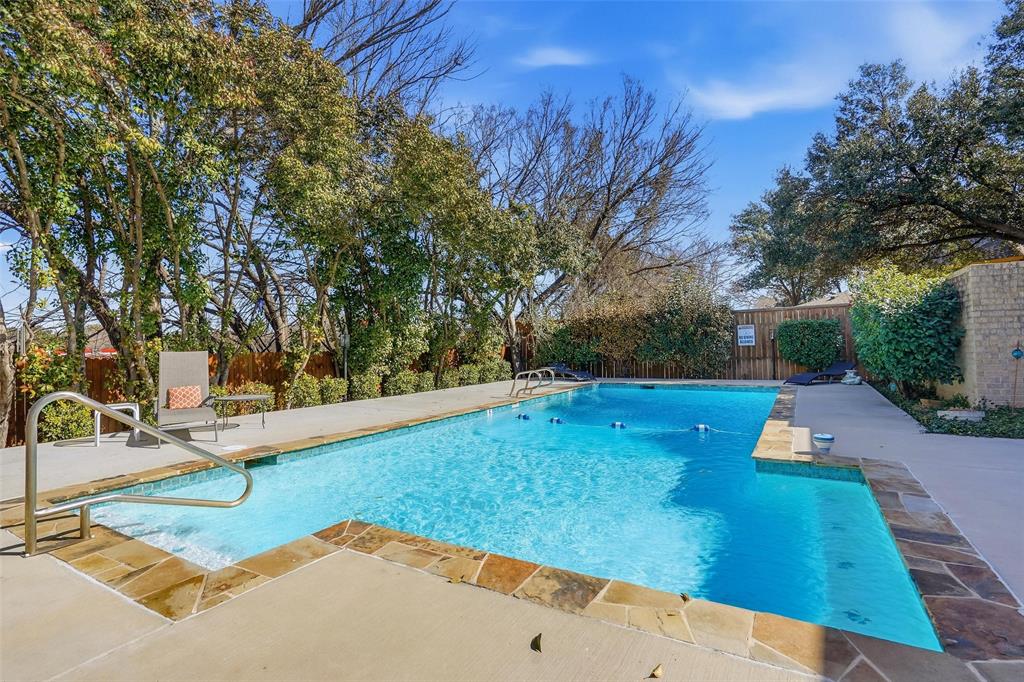 Overton Terrace Townhomes - Residential