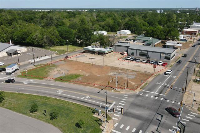 City of Paris - Commercial Sale