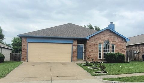 Photo of 8728 Sumter Way, Fort Worth, TX 76244 (MLS # 21250731)