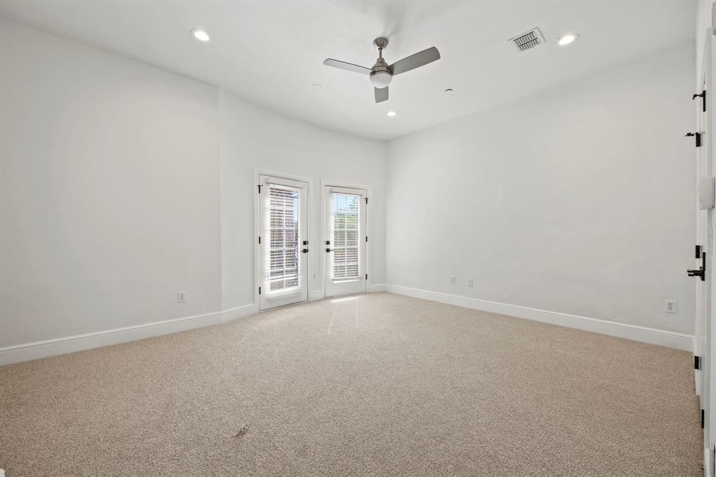 Ross Ave Brownstones - Residential