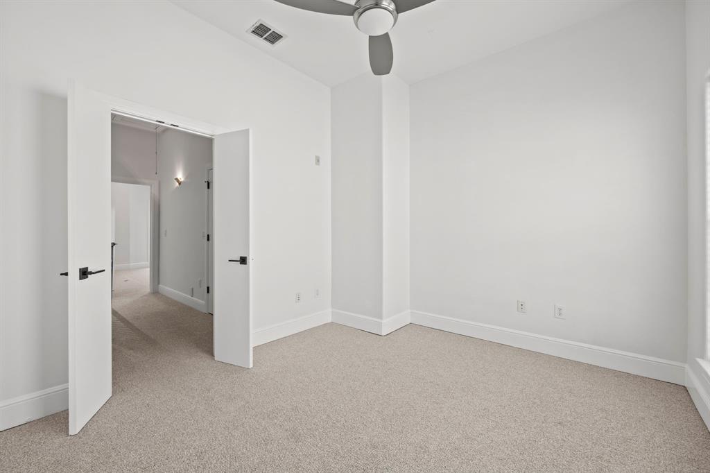 Ross Ave Brownstones - Residential