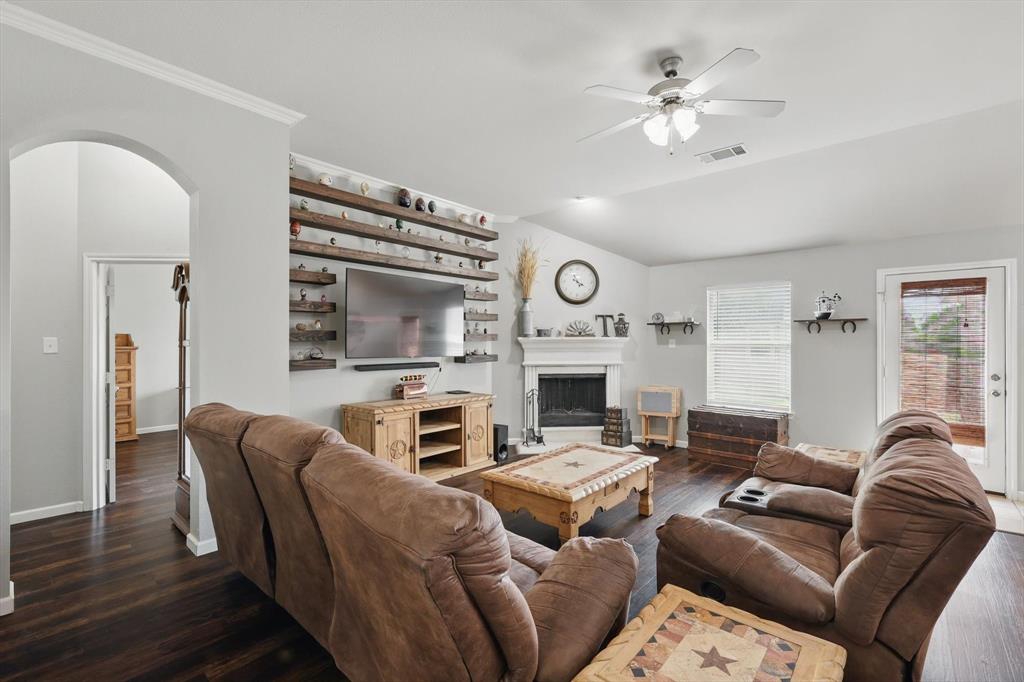 317 Susan Way