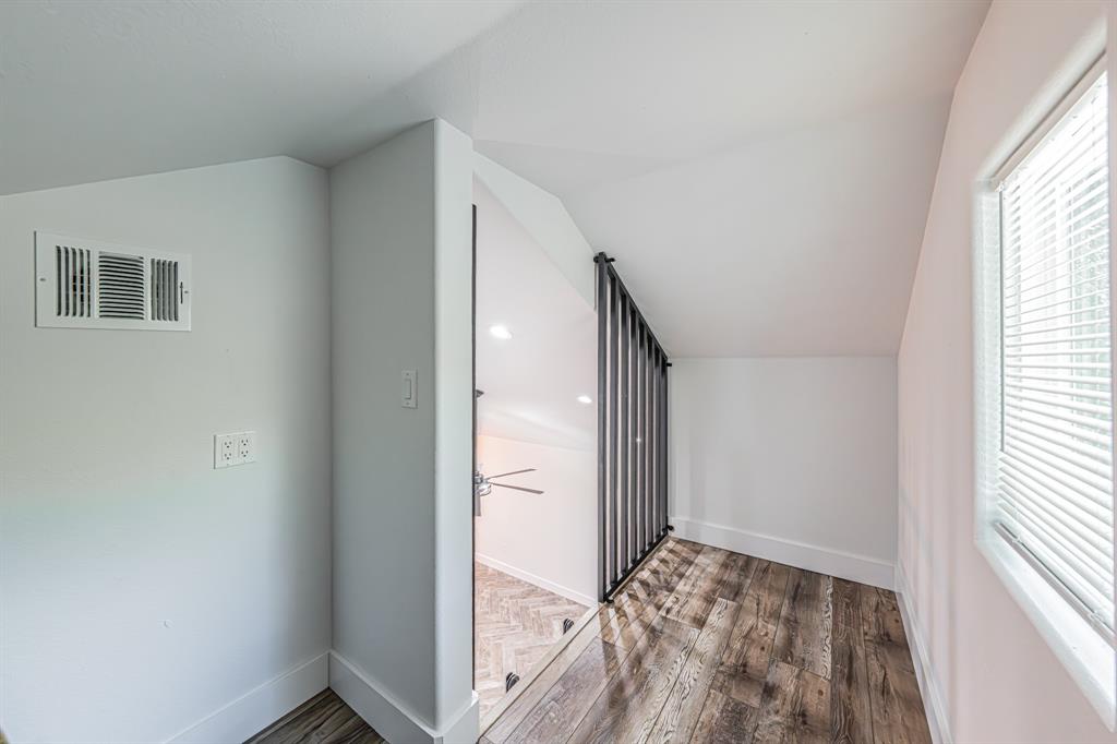 Oak Trail Shores Sec A - Residential