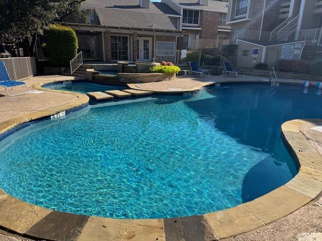 Lakeshore Condo - Residential