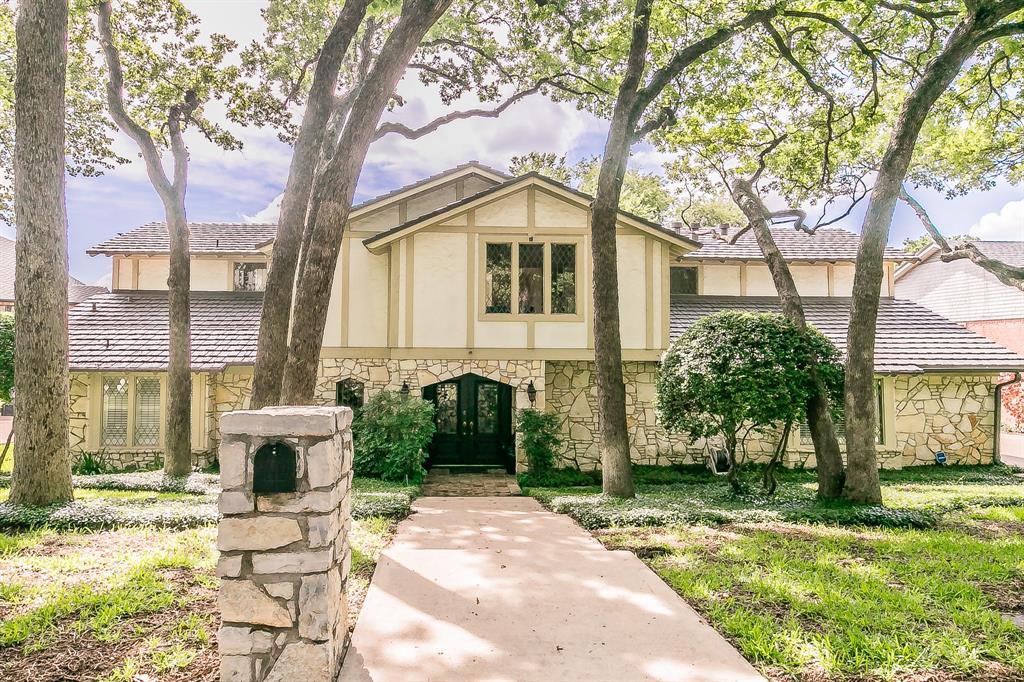 1306 Riverview Drive