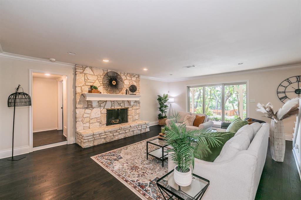 1306 Riverview Drive