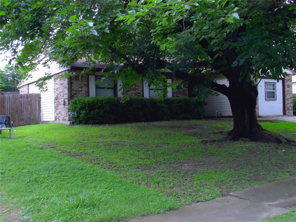 726 Holliday Lane