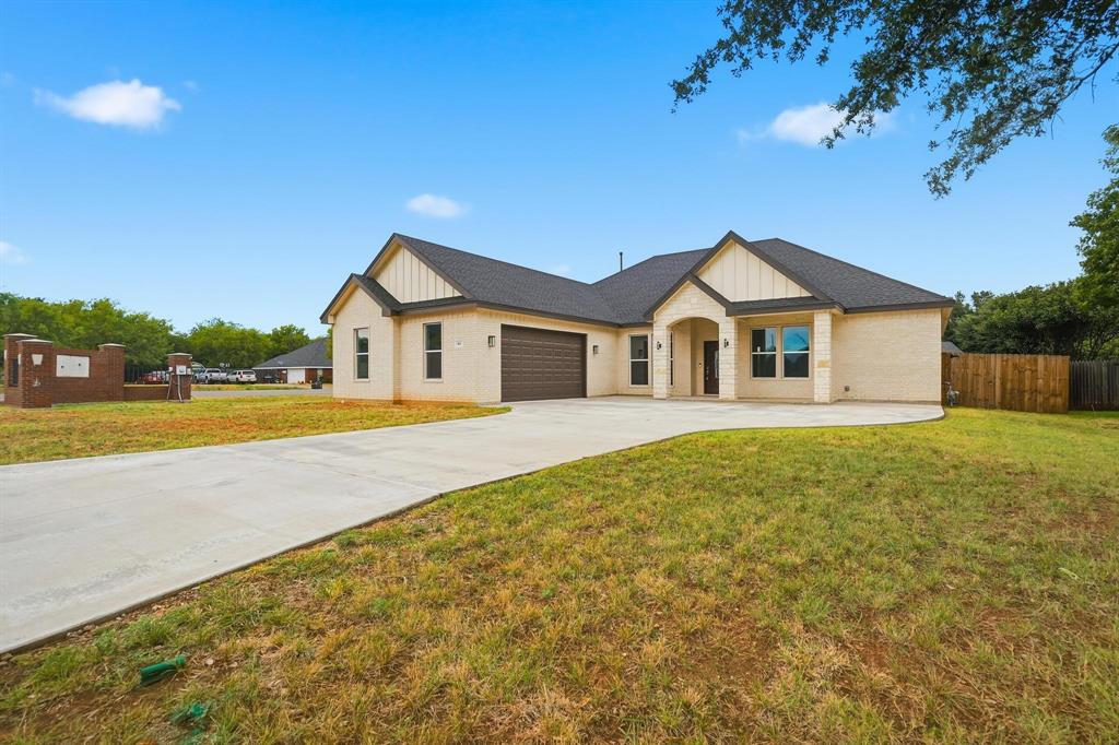 802 Waters Edge Drive