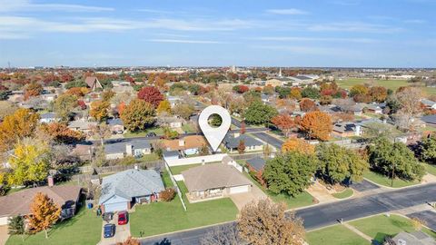 A home in Waxahachie