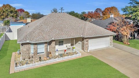 A home in Waxahachie