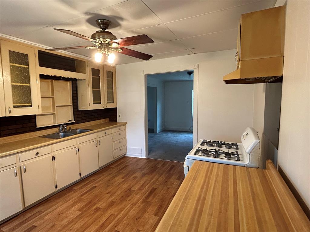 J Weeks; Blk 17; 0.25ac - Residential